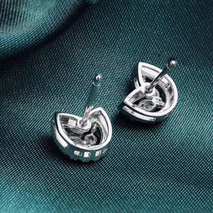 Orecchini a Perno a Forma di Gatto per Donne, Stile Animale Minimalista, Accessori di Moda per Uso Quotidiano - Product Image 3