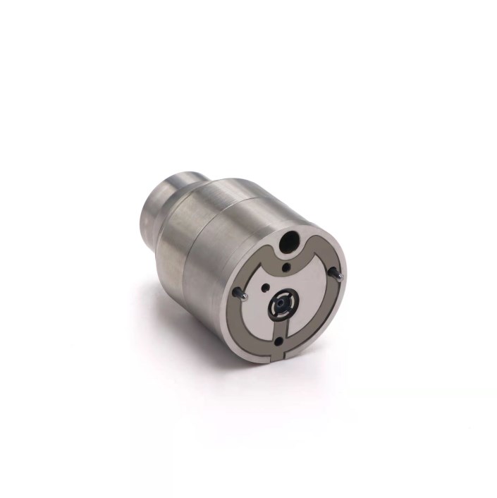 Original Genuine Control Solenoid Valve 7135588 Common Rail Injector Control Valve 7135-588 For  VOLVO