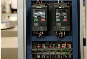 เครื่องพันฟิล์มแนวนอนแบบวงโคจรสำหรับสินค้าขนาดยาว ได้รับการรับรองมาตรฐาน CE - Product Image 5