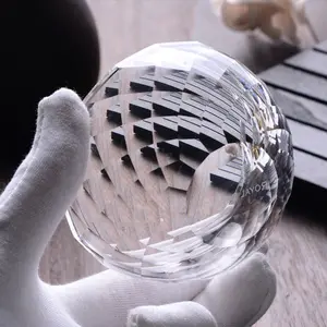 Wholesale European Creative Transparent Crystal Glass Candy Bowl With Lid