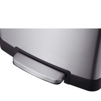 Capacité de poubelle à pédale rectangulaire en acier inoxydable Seau de rangement à pédale Utilisation de la cuisine à domicile Style de pressage