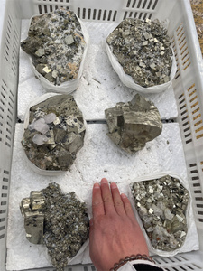 Di alta qualità naturale ruvido calcopirite minerale esemplare di pietra grezzo cubo pirite cristallo di quarzo per la decorazione domestica - Product Image 4