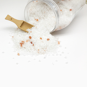 Bain de <span class=keywords><strong>pieds</strong></span> exfoliant au <span class=keywords><strong>sel</strong></span> d'<span class=keywords><strong>Epsom</strong></span> riche en minéraux naturels <span class=keywords><strong>pour</strong></span> la récupération musculaire et la relaxation - Product Image 3