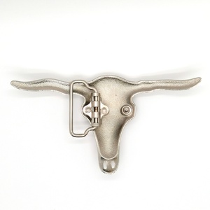 Hebilla Decorativa para Cinturón de Montura de Caballo con Patrón de Ganado en Colores Dorado, Plateado y Original - Product Image 5