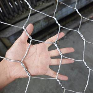 Bon prix Fabricant direct Boîte de gabions de calibre 8 (4mm) Galfan Enduit 60x80mm Clôture hexagonale en fil métallique Produits de terrassement - Product Image 2