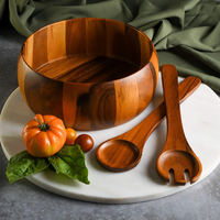 Accueil Bol à salade en bois d'acacia de laurier Ensemble de saladiers en bois Grand bol de service avec cuillère à salade et fourchette Ustensiles de service