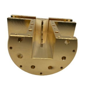 Pièces de tournage métallique usinées CNC en acier inoxydable et aluminium de Taïwan - Product Image 4