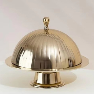 Plateau de service en acier inoxydable poli avec couvercle en dôme pour une présentation élégante des aliments - Product Image 1