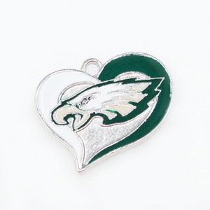 Dijes de Joyería en Forma de Corazón con Logo de Equipo de Fútbol Americano <span class=keywords><strong>NFL</strong></span> para Llaveros al por Mayor - Product Image 3