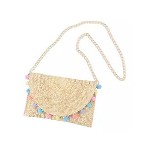 패션 긴 골드 체인 새로운 Pompom 장식 메신저 밀짚 짠 가방 비치 가방 레저 여성 가방
