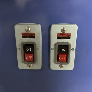 Petite <span class=keywords><strong>machine</strong></span> à fileter automatique BM-12 pour vis, barres et boulons, composants principaux de la boîte de vitesses et du moteur, petite <span class=keywords><strong>machine</strong></span> à rouler les filets - Product Image 5