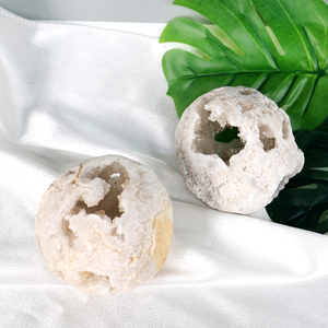 Venta al por Mayor de Cristales Naturales de Ágata, Racimos de Piedras, Esferas de Cuarzo, Geodas de Ágata Blanca para Sanación - Product Image 5