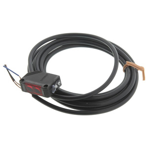 E3Z-R61 E3Z-R62 E3Z-R81 โฟโตอิเล็กทริคเซนเซอร์แบบสะท้อนแสงสำหรับระบบอัตโนมัติทางอุตสาหกรรม - Product Image 1