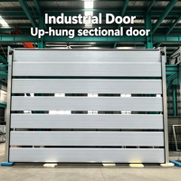 Porte de garage industrielle sectionnelle automatique en acier inoxydable sur mesure, isolation thermique, résistance au vent Beaufort 11