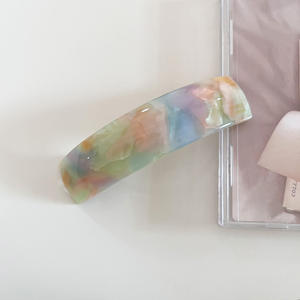 Vente en gros de pinces à cheveux carrées classiques en acétate, couleur écaille de tortue, barrettes à cheveux tendance, pinces à cheveux françaises de luxe personnalisées - Product Image 4