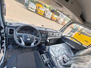 Camión de Succión de Vacío Dongfeng F7 de Servicio Pesado, 2 Ejes, 170HP, Puerta Trasera Hidráulica, Succión al Vacío y Chorro de Alta Presión Disponibles - Product Image 6