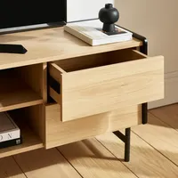 Meuble TV moderne HOMEFIELD en chêne clair, console multimédia 70 pouces, 2 armoires, 2 tiroirs, étagères ouvertes, cadre en métal noir, salon