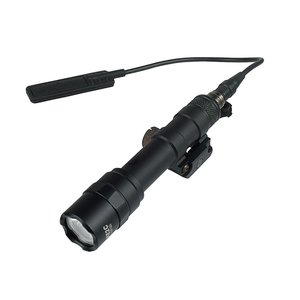 Linterna táctica M600B de aleación de aluminio duradera con interruptor de presión, funcionamiento constante y momentáneo para caza - Product Image 5
