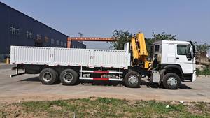 Camion cargo avec grue <span class=keywords><strong>Sinotruk</strong></span> HOWO 4x2 6x4 <span class=keywords><strong>8x4</strong></span> 10 tonnes 50 tonnes - Product Image 5