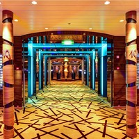 Alfombra de lujo para vestíbulo de hotel 5 estrellas, tejida a medida, jacquard de lana, patrón dorado, de pelo alto, tapizado de pared a pared para hostelería en EAU y Arabia Saudita