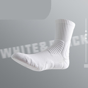 Alta qualidade com almofada Basketball Running Custom Logo Preto e Branco Sport Socks - Product Image 6