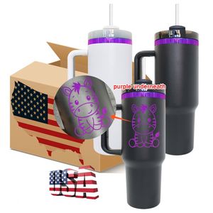 Gobelet H2.0 40 oz violet avec base plaquée et manchon en silicone, gravé au laser, idéal pour le café en voyage et les activités de plein air - Product Image 3