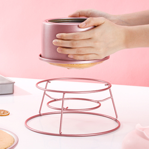 Chefmade WK9425 Support de refroidissement de gâteau en acier antiadhésif à 2 couches pour la cuisson à domicile Forme carrée pour moules à muffins et moules à gâteaux - Product Image 5