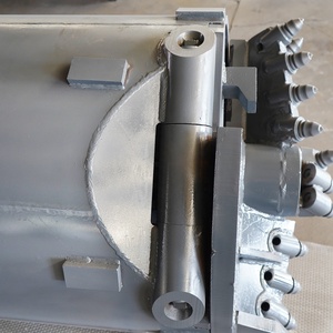 Godet de forage personnalisable pour pieux de fondation, avec dents de coupe, pour plateformes de forage rotatives. - Product Image 5