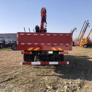 Grúa Montada en Camión Shacman con Chasis Sany de 8T y Brazo de 5 Secciones PRO para la Reubicación de Equipos de Elevación en Construcción - Product Image 3