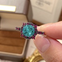 Ensemble de bijoux fantaisie pour femme : Collier pendentif bleu marine à huit points taillés en forme de rose, boucles d'oreilles rondes en cuivre plaqué or noir et bague ouverte - Vente en gros