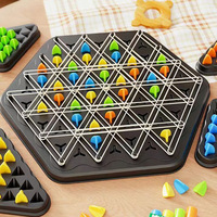 Chaîne géométrique pour enfants Puzzle d'échecs Triangle jeu de table multijoueur élastique formation Interaction familiale jeux de société
