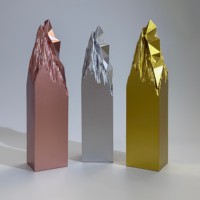 Trophée personnalisé en métal gravé en forme de montagne, médaille créative pour les récompenses de la conférence annuelle, la commémoration des activités de groupe