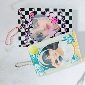 Nuevo Llavero Porta Tarjetas de Crédito Difformity con Protección, Fundas para Tarjetas con Fotos de Estrellas Kpop, 3 en 1, para Venta al Por Mayor - Product Image 1