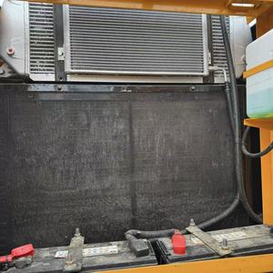 Excavadora Hyundai HX220HD Usada, Excavadora de Orugas de 22 Toneladas para Trabajo Pesado, Importada Original, en Buen Estado de Funcionamiento, en Venta - Product Image 5