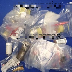 CONNECTEUR JTNG06RE-14-35PB(SR) AVEC ENSEMBLE DE CONTACTS NOS NEW ANCIEN STOCK New Original Ready Stock Industrial Automation PAC Dedicated PLC - Product Image 1