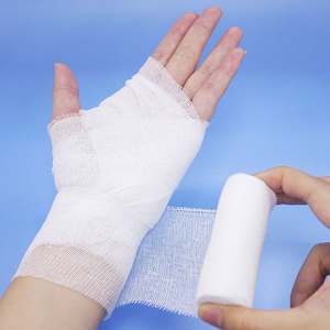 Vendajes de gasa médicos, rollos desengrasados, vendajes de sellado de alta densidad para protección de heridas, atención médica de emergencia, 62 rollos - Product Image 2