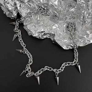 Collar de hombre grande de tungsteno <span class=keywords><strong>Wakanda</strong></span> King gargantilla con pinchos Pvd collar de cadena gruesa con colgante de diente de lobo joyería de Hip Hop - Product Image 3