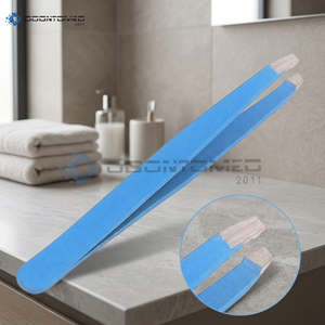 Pince à épiler professionnelle bleue en acier inoxydable à pointe inclinée personnalisée, pour l'épilation, réutilisable et sûre, Odontomed - Product Image 2