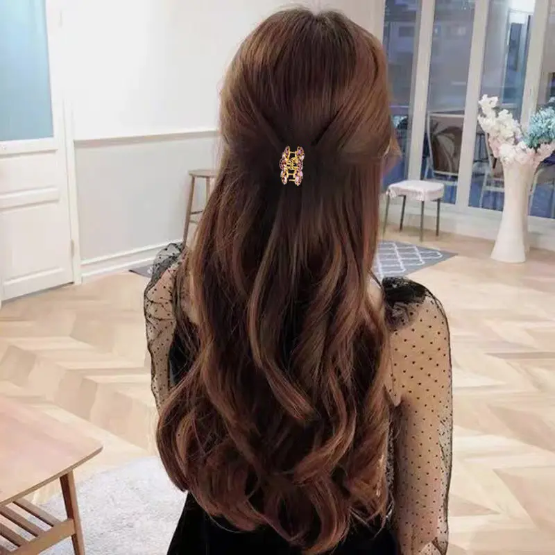 Fortgeschrittene florale Haarklips modisch und elegant Temperament Kopfbedeckung Haarklips Retro-Stil