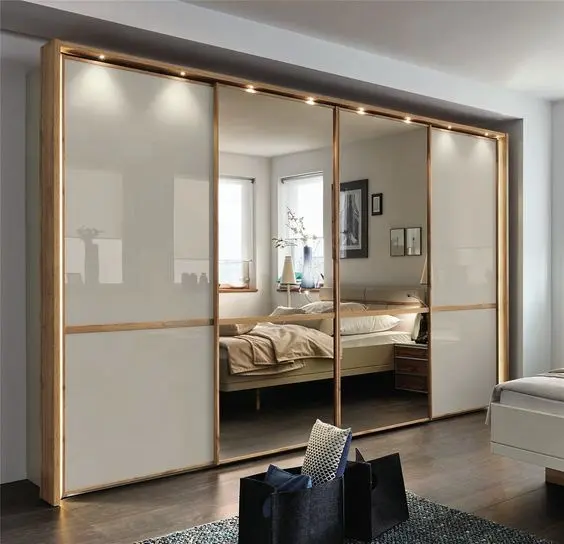 Moderno deslizante design quarto guarda-roupa com porta espelhada