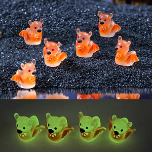 Miniatures de paysage, figurines de chauves-souris en résine, mignonnes, phosphorescentes pour Halloween, petites perles, décorations DIY, breloques à suspendre, petites - Product Image 4