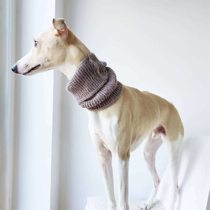 Qiqu Pet Supplies Personnalisé Nouveau Designer Laine <span class=keywords><strong>Chien</strong></span> <span class=keywords><strong>Snood</strong></span> Moka Double Boucle Angora Laine écharpe <span class=keywords><strong>Chien</strong></span> Cache-Cou pour Petits Chiens Moyens - Product Image 3