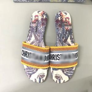 <span class=keywords><strong>Sandalias</strong></span> <span class=keywords><strong>Planas</strong></span> de Lujo con Estampado para <span class=keywords><strong>Mujer</strong></span>, <span class=keywords><strong>Sandalias</strong></span> de Playa para Verano, Vacaciones al Aire Libre, <span class=keywords><strong>Sandalias</strong></span> Casuales, Elegantes y de Diseño - Product Image 4