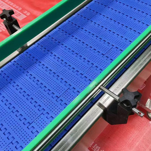 YUJIE Hafif Modüler Bantlı Yerçekimi Konveyörü 220V/380V Kolay Entegrasyon Pürüzsüz Hassas Taşıma Hızı Ayarlanabilir Yeni - Product Image 2