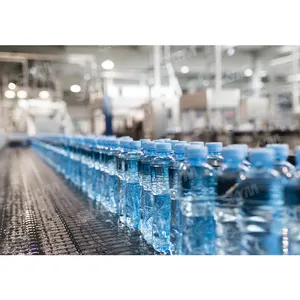 330Ml 750Ml Plastic Fles 2000 Bph Drinkwater Mineraalwater Vullen Productie-apparatuur Met Overzeese Service En Installatie