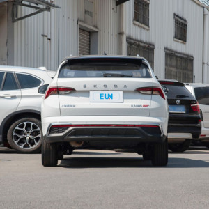 <span class=keywords><strong>Auto</strong></span> Usata All'Ingrosso Skoda <span class=keywords><strong>Kamiq</strong></span> 2025 GT 1.5 L Automatica Edizione Premium SUV Compatto a Basso Consumo - Product Image 4
