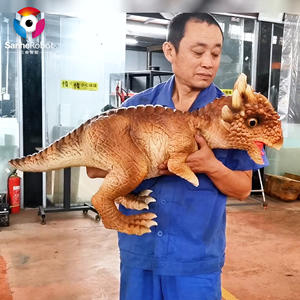 Modèles personnalisés de dinosaures <span class=keywords><strong>pour</strong></span> bébés marionnettes de dinosaures mignonnes en résine réaliste <span class=keywords><strong>pour</strong></span> parc à thème de dinosaures ou centre commercial - Product Image 3