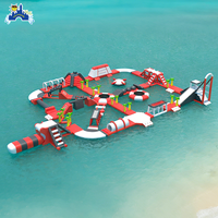 Équipement d'amusement aquatique commercial personnalisé pour la plage, parcours d'obstacles flottant, parc aquatique gonflable pour adultes en eaux ouvertes