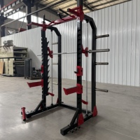 Rack de musculation commercial Smith Machine Power Cage 75x75mm en tube d'acier de 3mm avec barre de traction, Landmine, crochets en J et bras pour salle de sport CE ISO OEM
