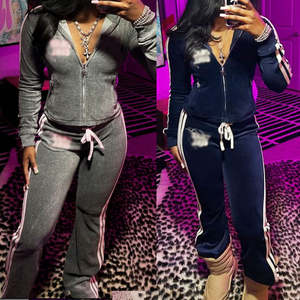 Y2K Winter Dameskleding Op Maat LOGO Zijstreep Fluweel Dames Ritsjack en Joggingbroek 2-delig Set Velours Trainingspak voor Dames - Product Image 4